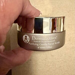 Dermalactive Purifying Gentle Facial Scrub (50ml) NEW